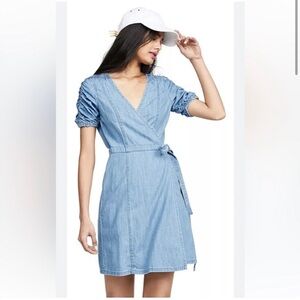 Madewell Denim Shirred-Sleeve Wrap Dress in Elsworth Wash Medium